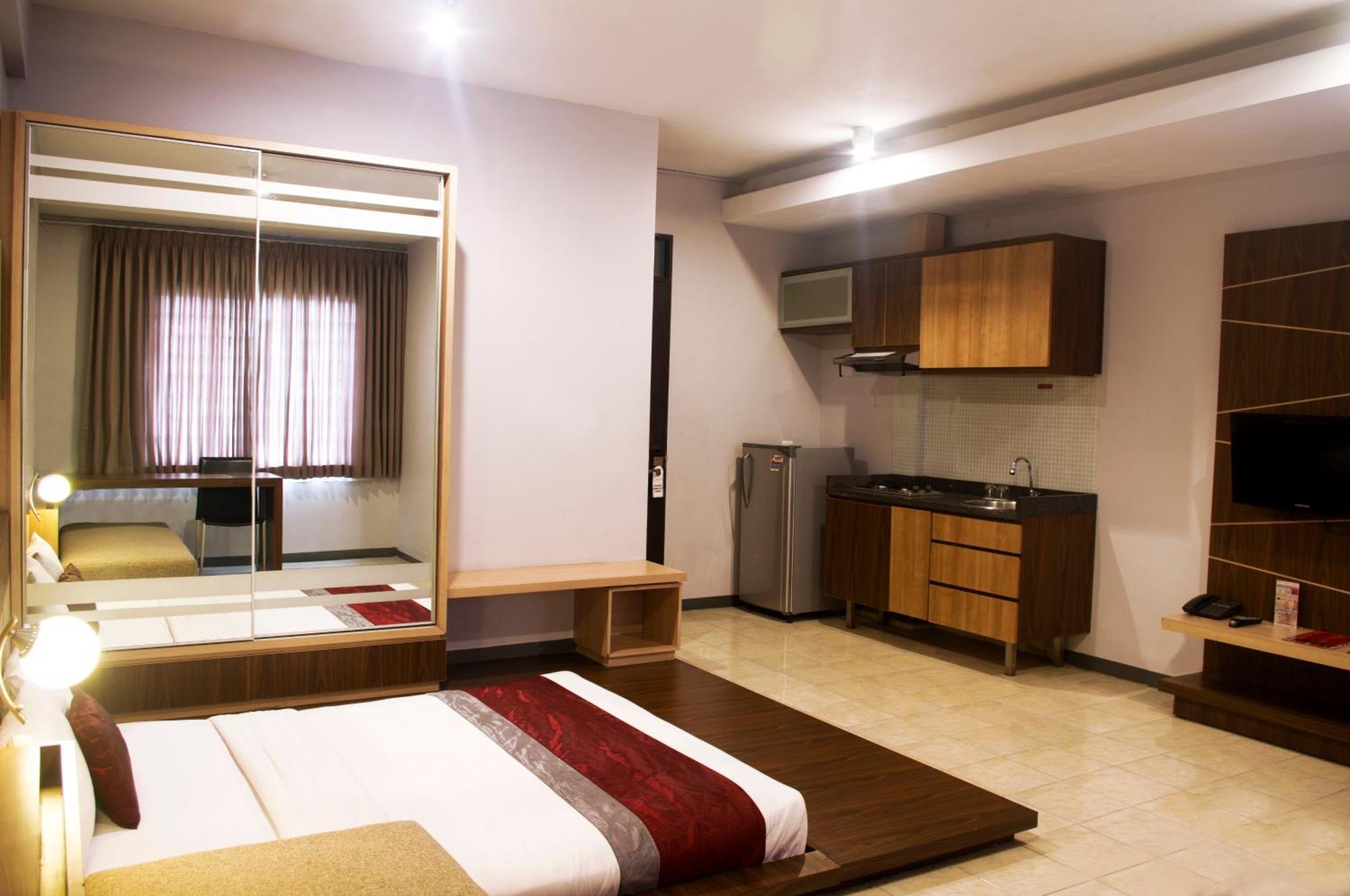 Valore Hotel Cimahi Zewnętrze zdjęcie